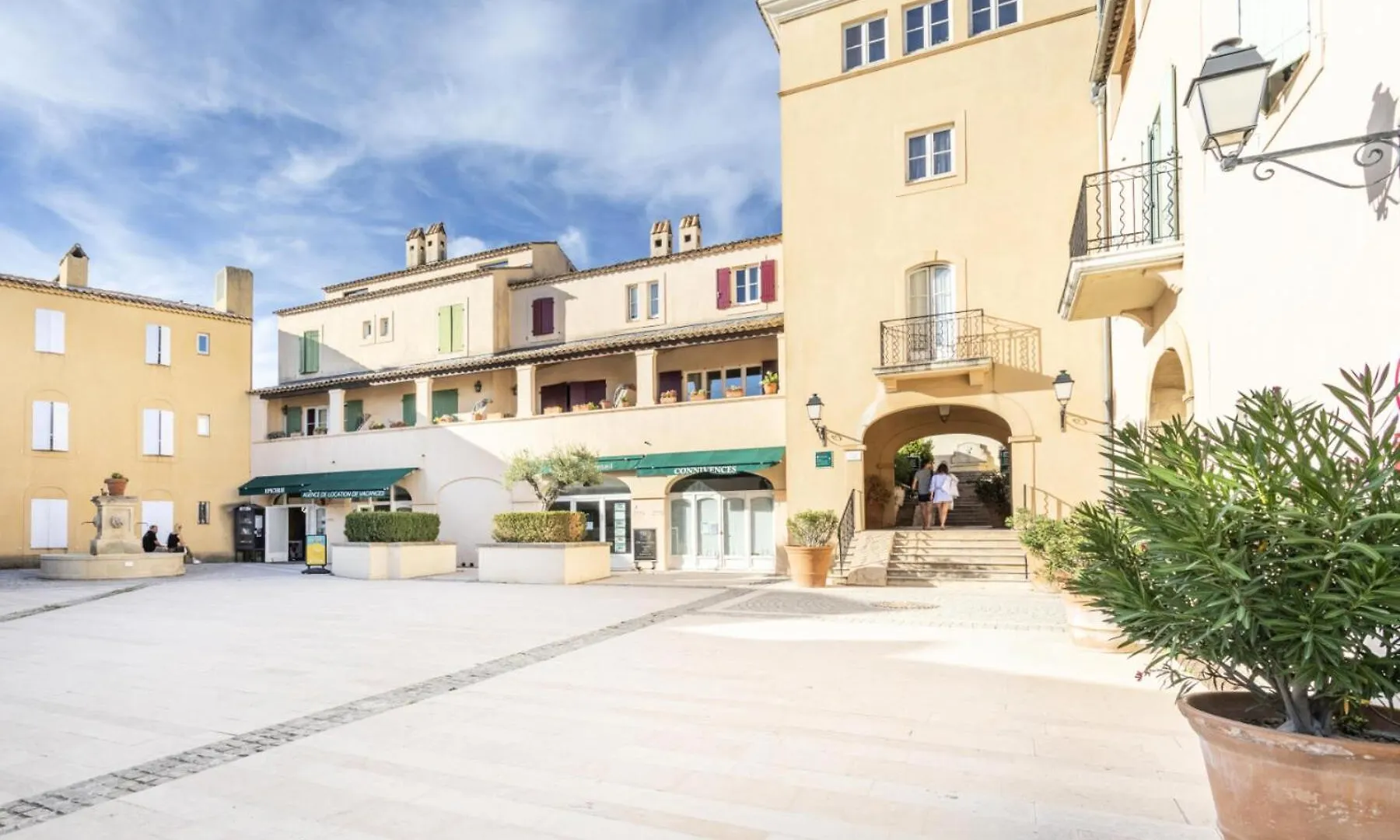 Village Pont Royal En Provence - Maeva Home - Appartement 2 Pieces 5 Personnes Confort Mae-2264 Mallemort 0*,  France